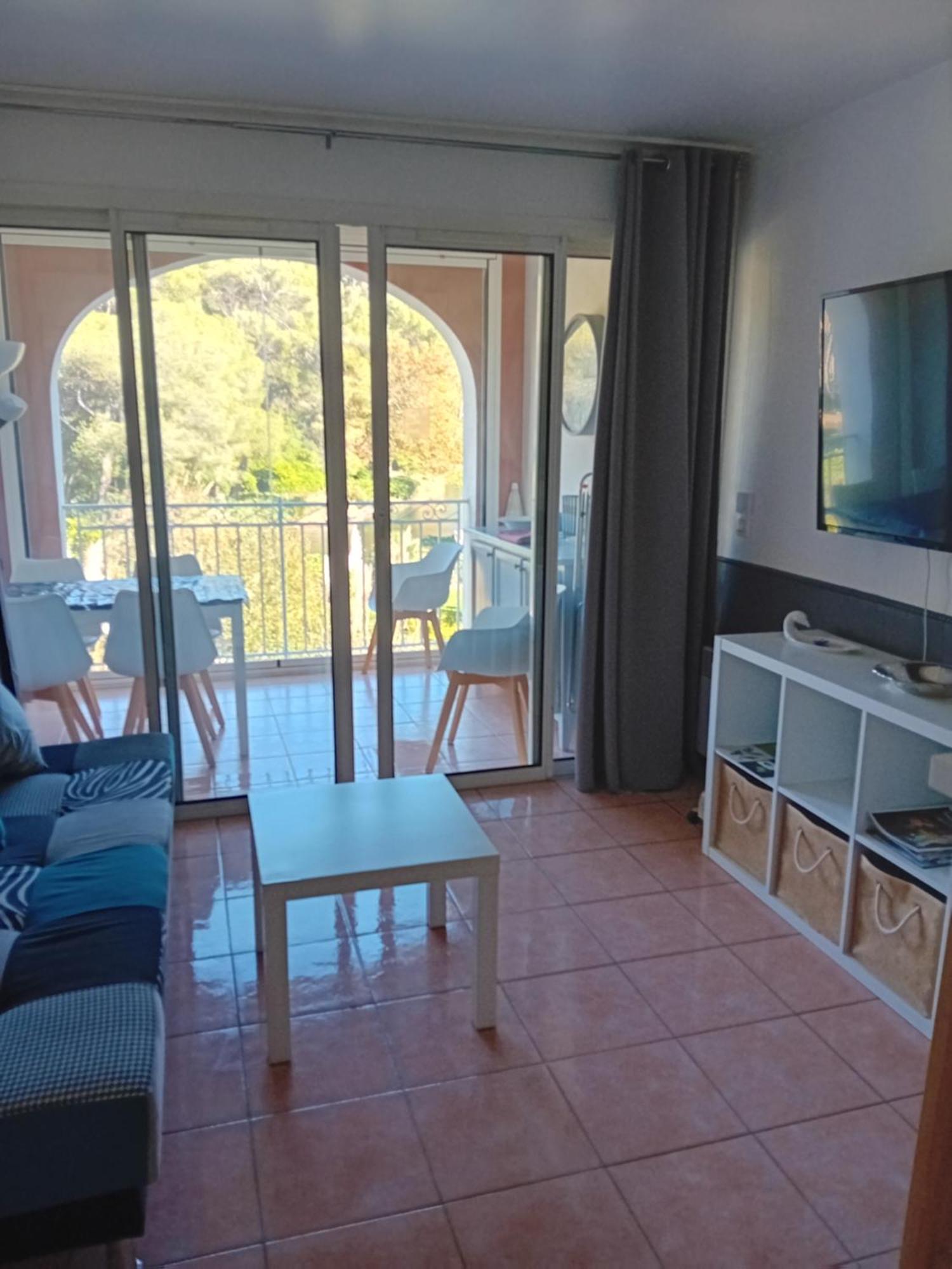 Appartement T2 Avec Piscine A 100 M De La Plage Six-Fours-les-Plages Exterior photo